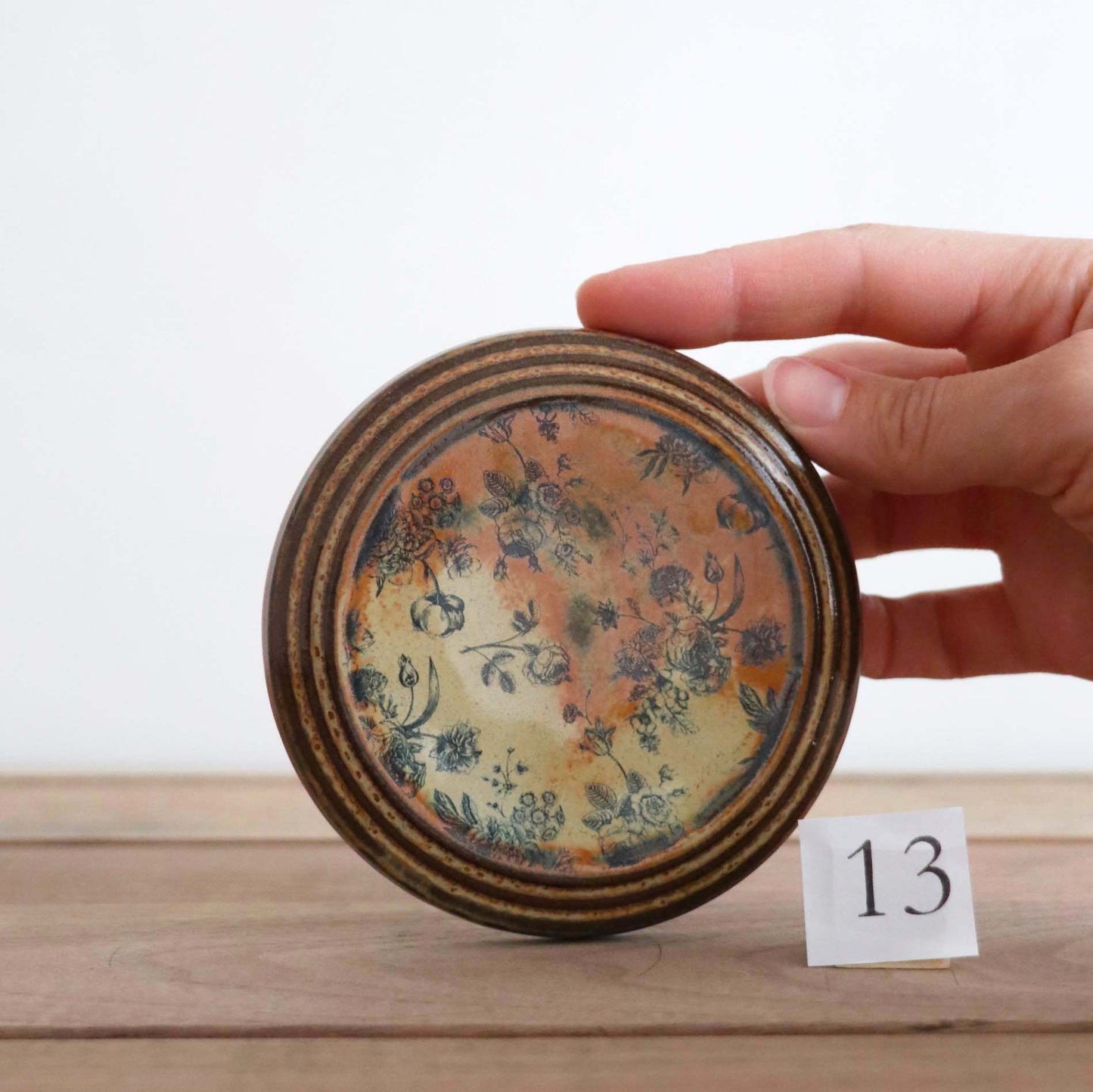 Round Wall Tile with Rustic Roses: 13